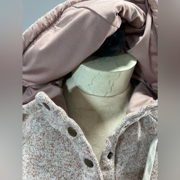 Thread + Supply 1/4 Zip Heathered Pink Drawstring Button Down Hoodie Extra Small - Picture 3 of 9